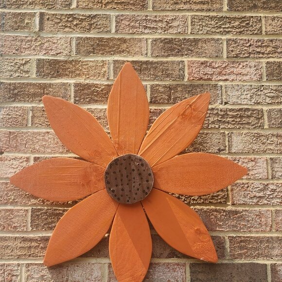 Wooden Yellow Flower Yard Decor – Garden Stake or Wall Art for Fence, Porch - Picture 3 of 11